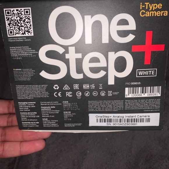 Polaroid OneStep+ i‑Type Instant Camera - Picture 7 of 9